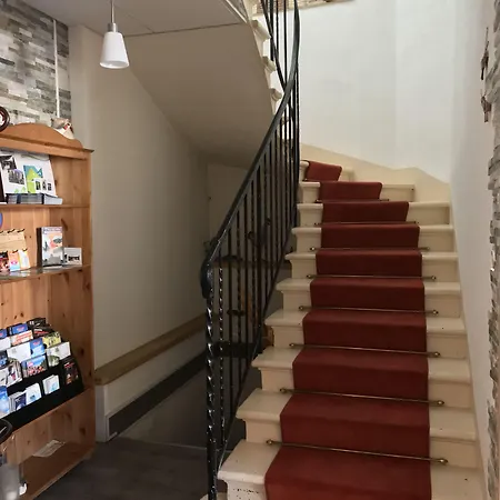 Hotel De Londres Saint-Just-en-Chevalet